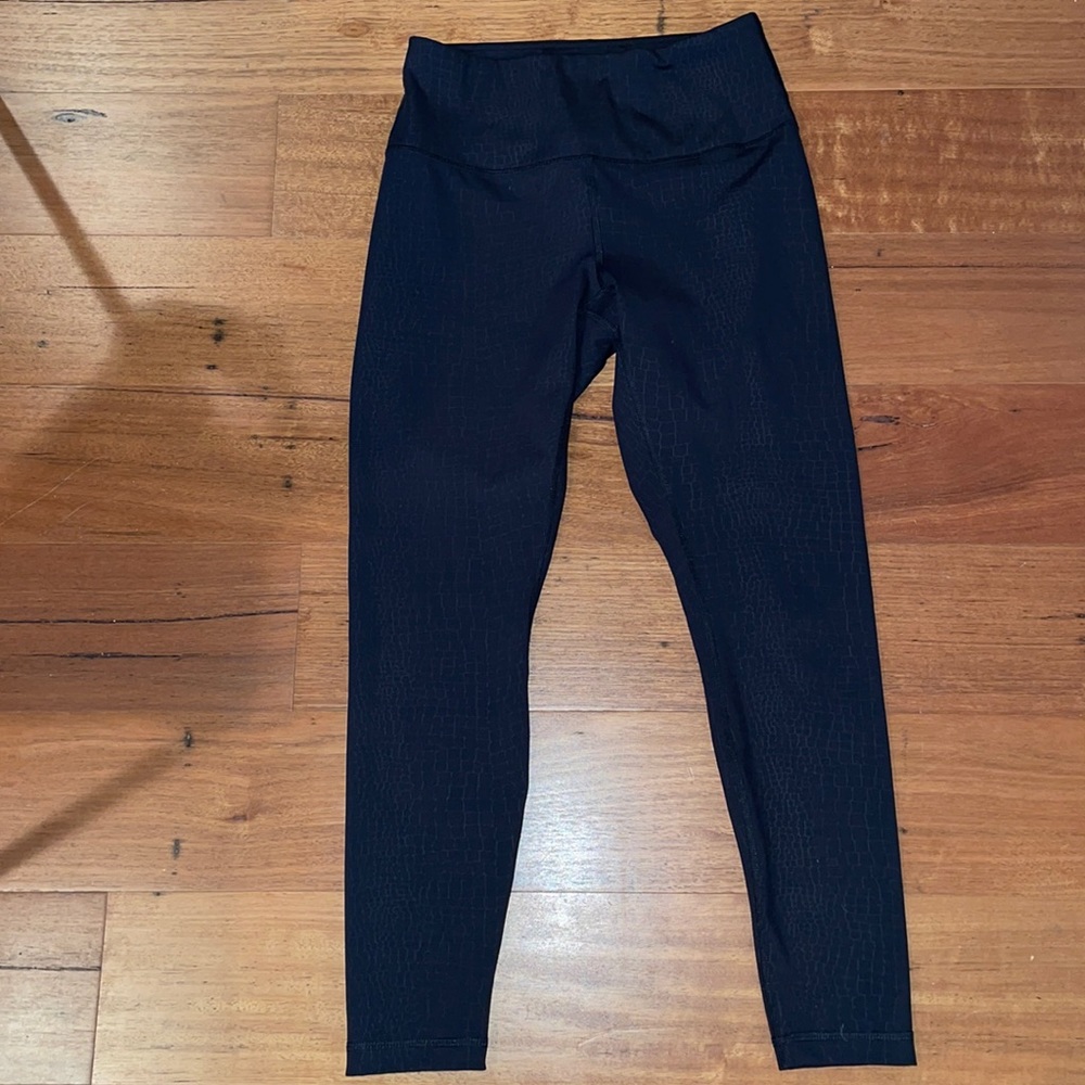 90 degree by Reflex - M - light snakeskin design